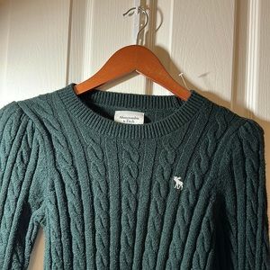 Abercrombie & Fitch Sweater